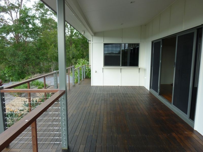 12 Viewland Drive, Mooloolah Valley QLD 4553