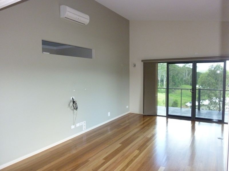 12 Viewland Drive, Mooloolah Valley QLD 4553