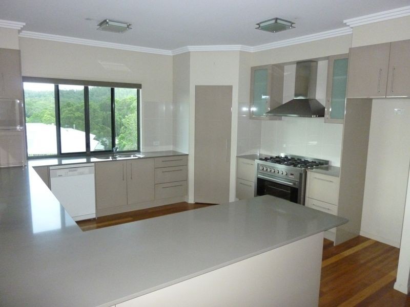 12 Viewland Drive, Mooloolah Valley QLD 4553