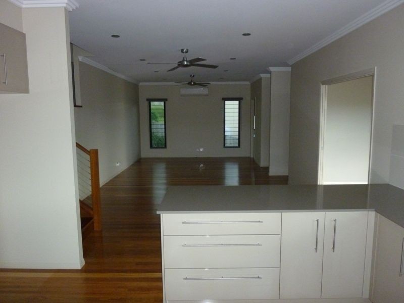 12 Viewland Drive, Mooloolah Valley QLD 4553