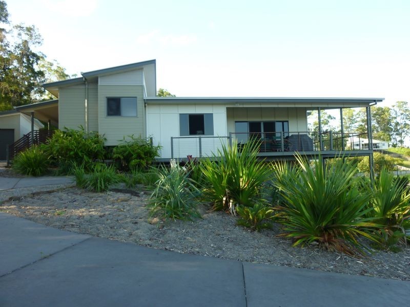 12 Viewland Drive, Mooloolah Valley QLD 4553