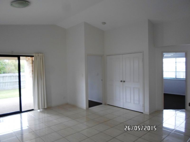 1 Griffin Crescent, Caloundra West QLD 4551
