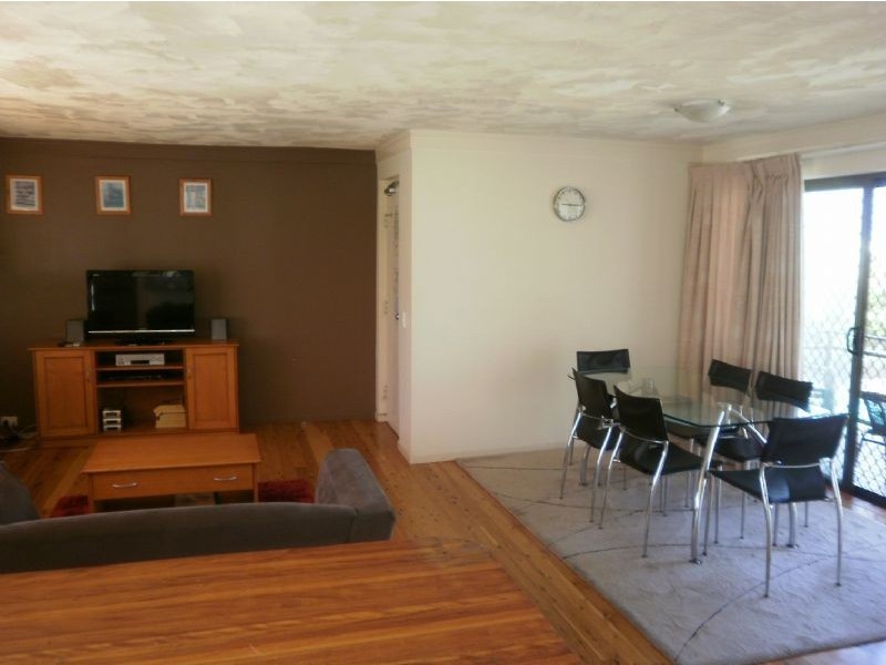 6/7 Warne Tce, Kings Beach QLD 4551