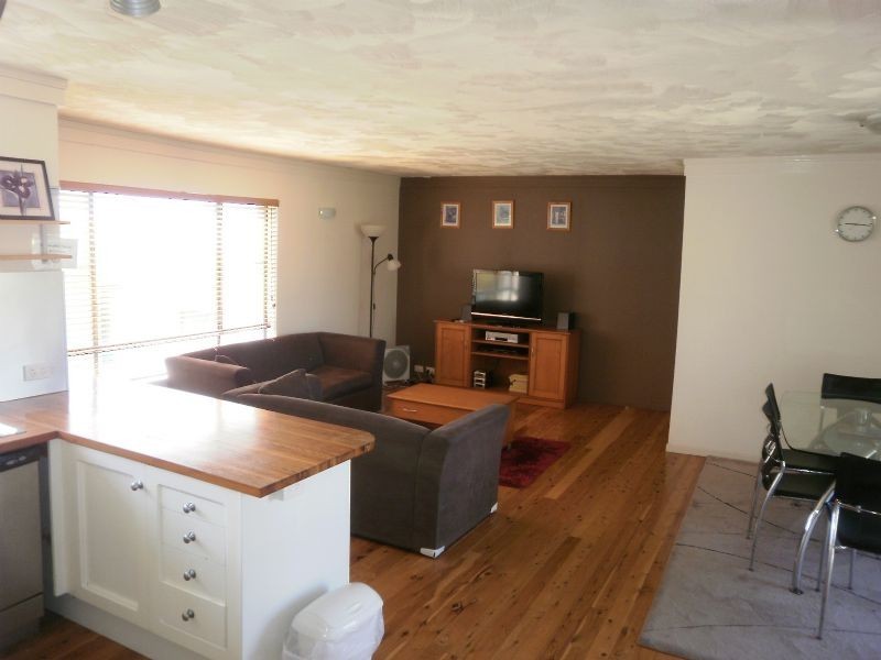 6/7 Warne Tce, Kings Beach QLD 4551