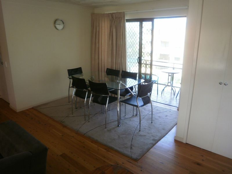 6/7 Warne Tce, Kings Beach QLD 4551