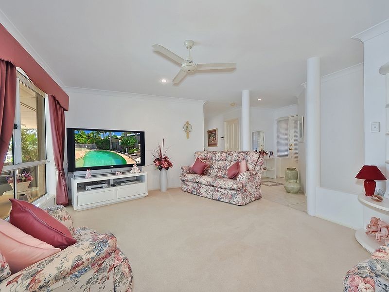 6 Berkley Place, Little Mountain QLD 4551