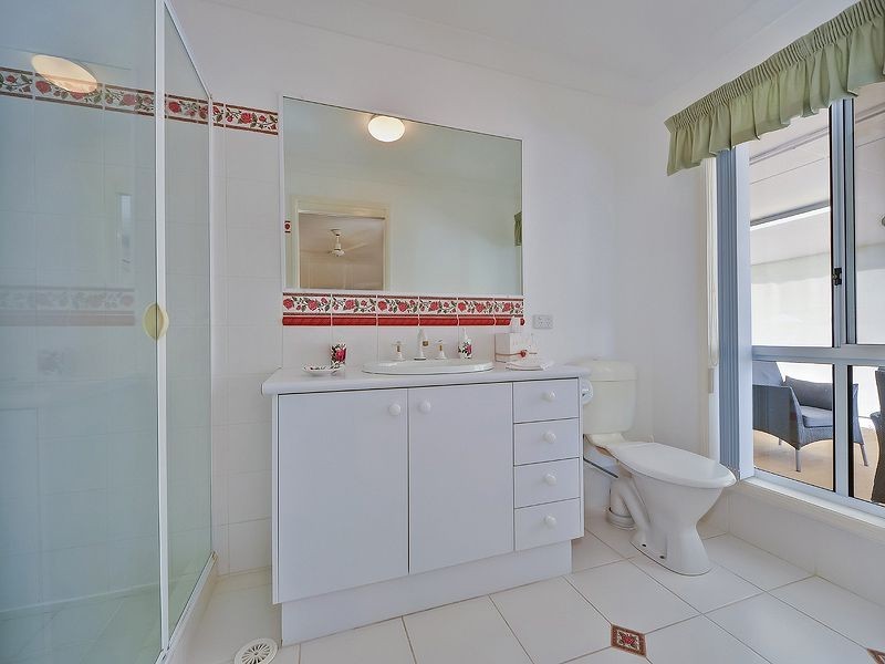6 Berkley Place, Little Mountain QLD 4551