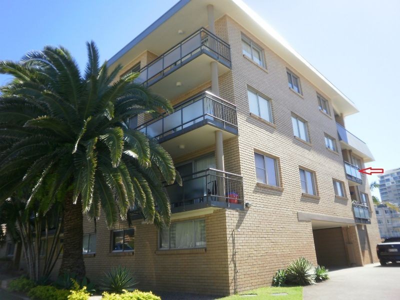8/2 Moreton Parade, Kings Beach QLD 4551