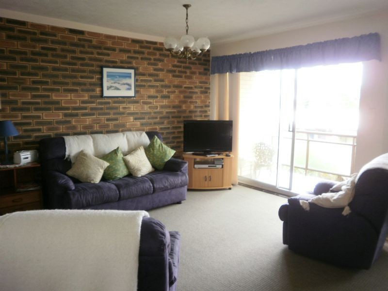 8/2 Moreton Parade, Kings Beach QLD 4551
