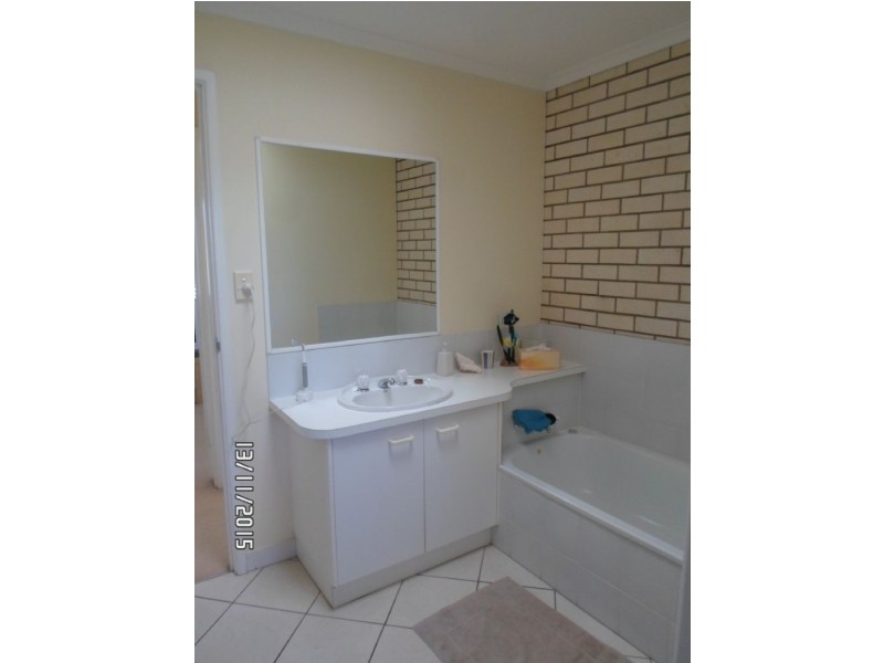 2/4 Kitchener Street, Golden Beach QLD 4551