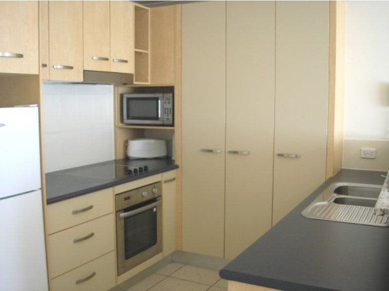 1030/36 Browning Boulevarde, Battery Hill QLD 4551