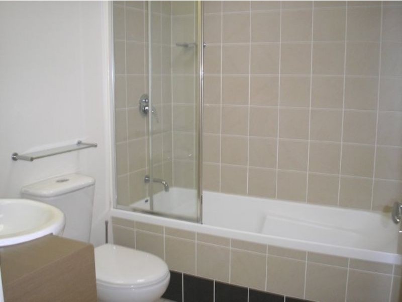 1030/36 Browning Boulevarde, Battery Hill QLD 4551