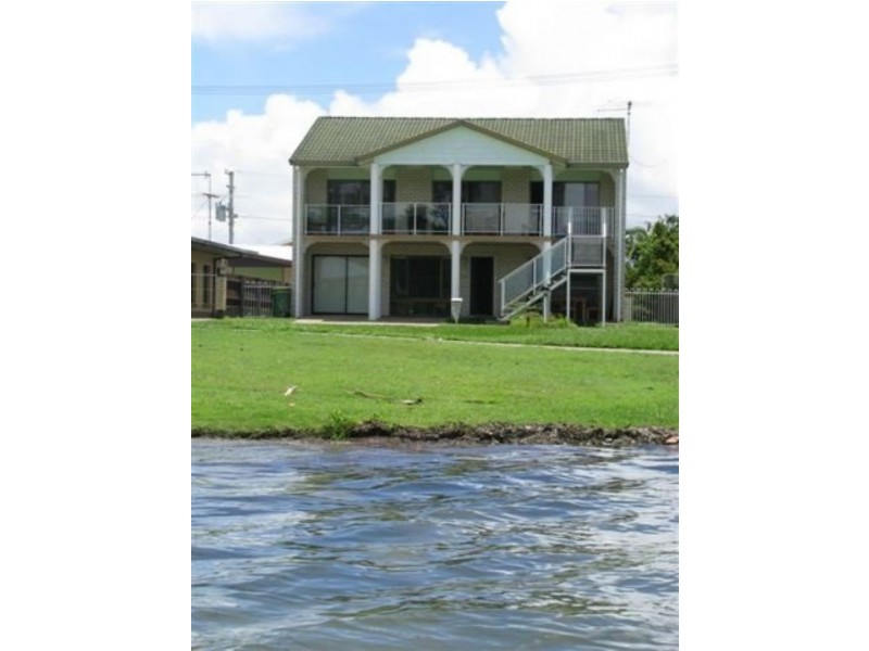 188 Golden Beach Esplanade, Golden Beach QLD 4551