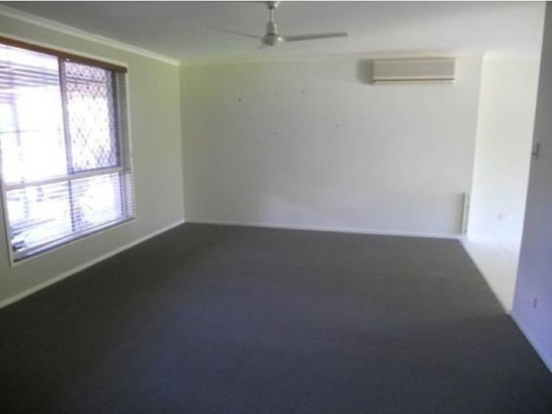 17 Rosella Street, Parrearra QLD 4575