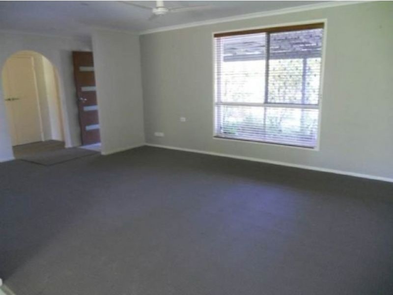 17 Rosella Street, Parrearra QLD 4575