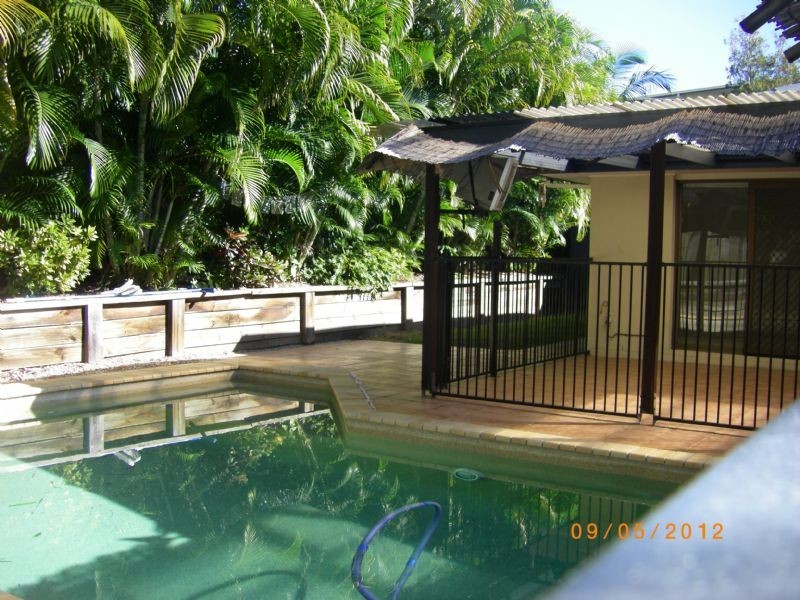 32 Browning Boulevard, Battery Hill QLD 4551