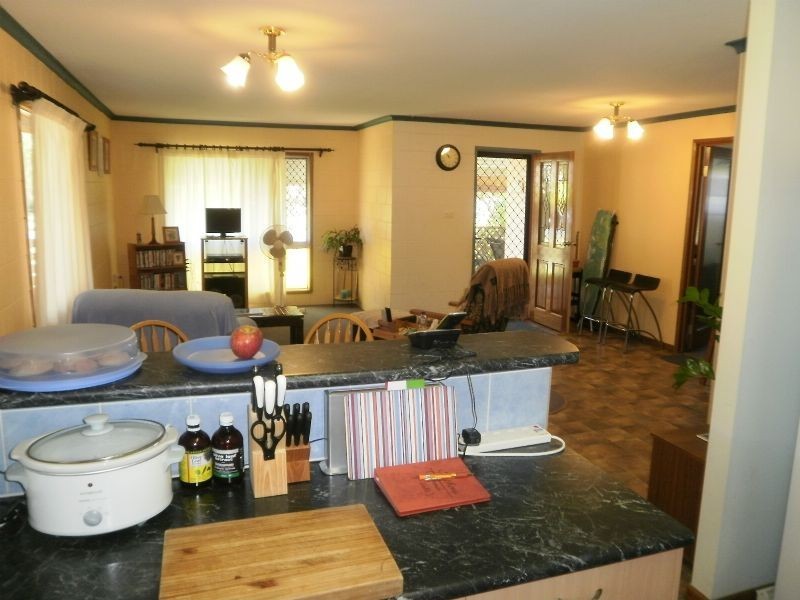 9 Crown Street, Currimundi QLD 4551
