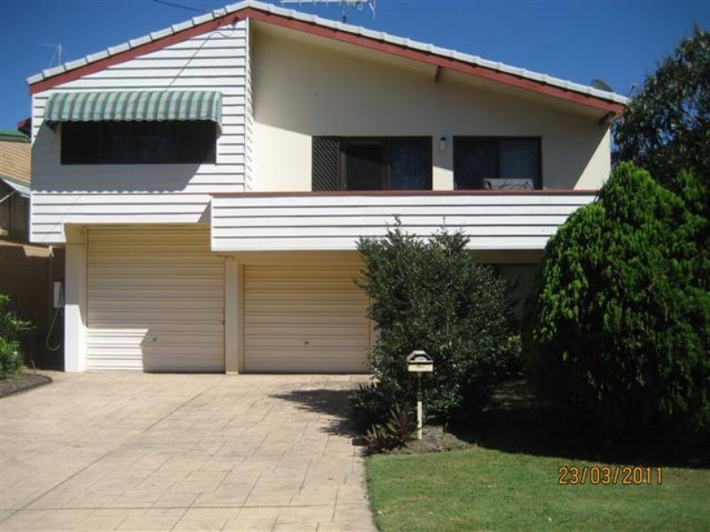 110 Esplanade, Golden Beach QLD 4551