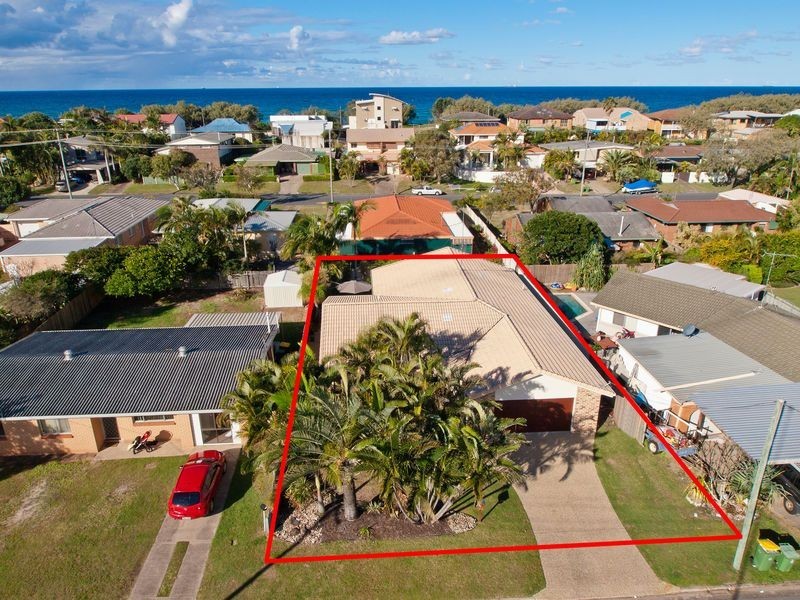 9 Dalpura Street, Buddina QLD 4575