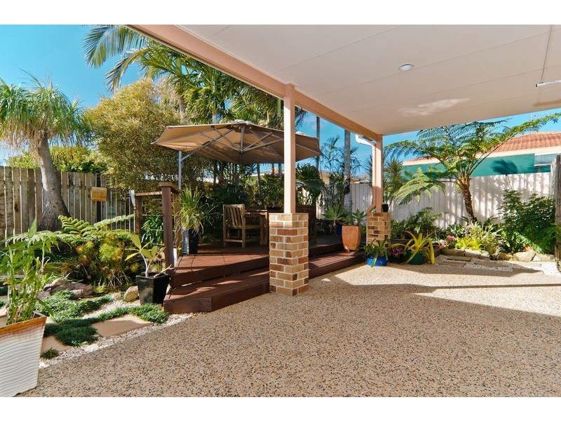 9 Dalpura Street, Buddina QLD 4575