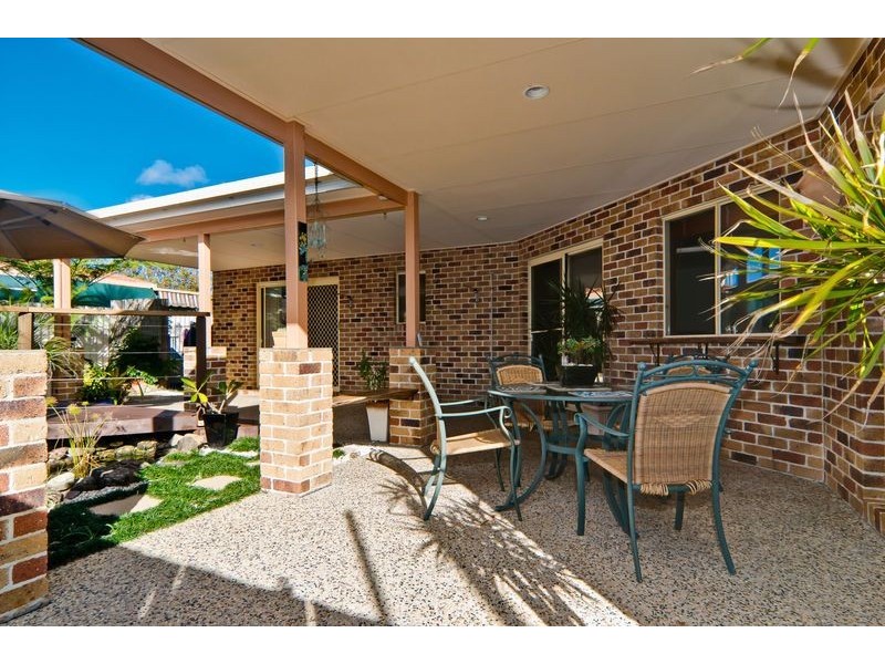 9 Dalpura Street, Buddina QLD 4575