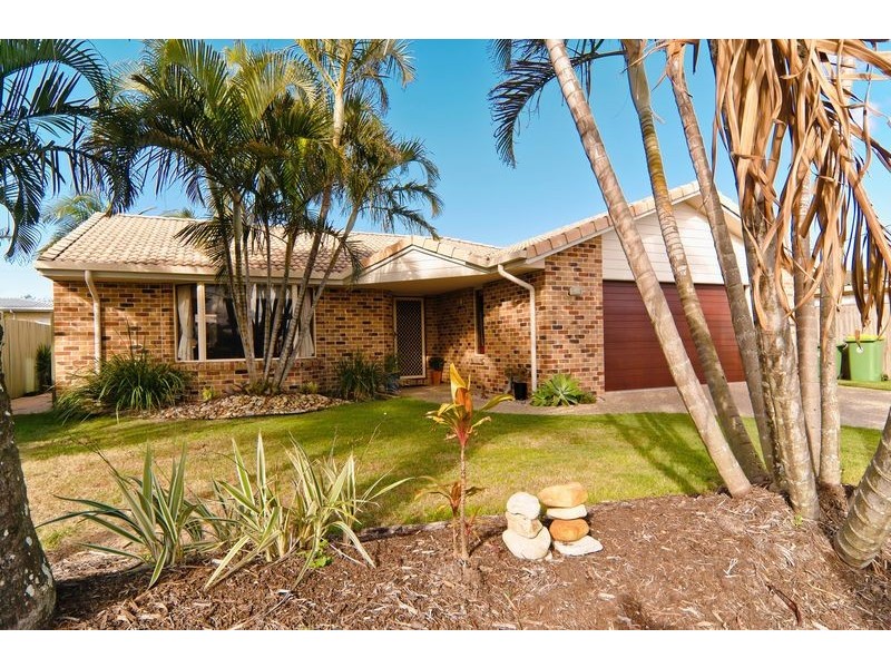 9 Dalpura Street, Buddina QLD 4575