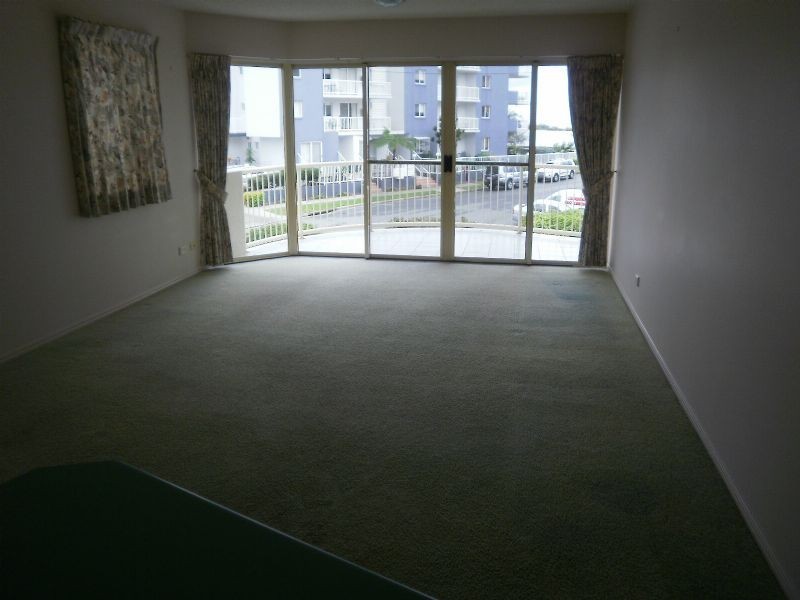 1/2 Leichhardt Street, Golden Beach QLD 4551