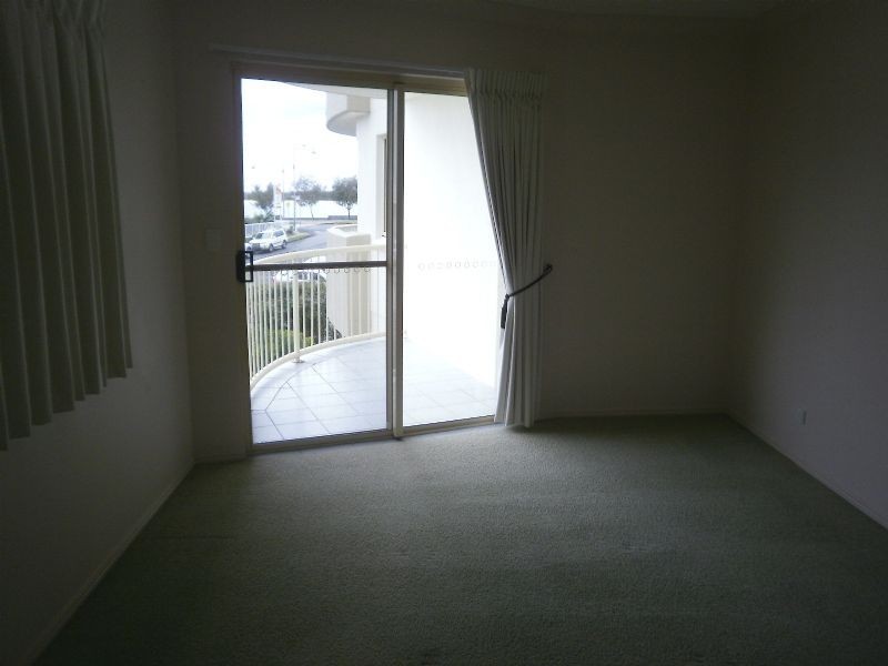 1/2 Leichhardt Street, Golden Beach QLD 4551
