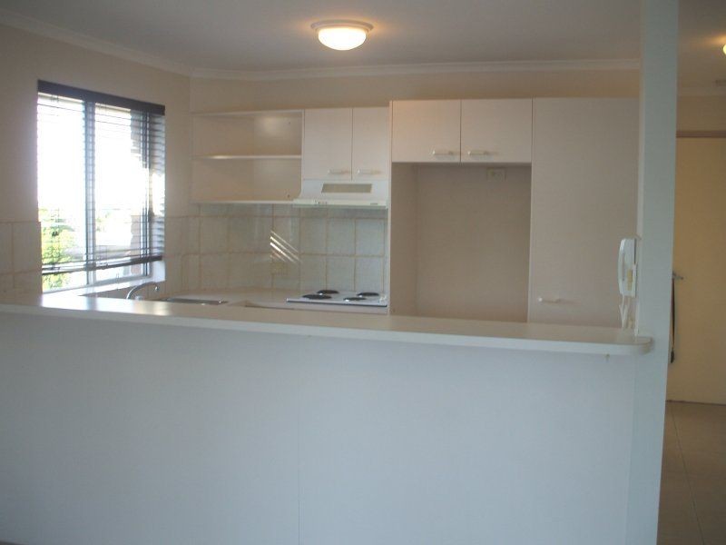 6/13 Arthur Street, Kings Beach QLD 4551