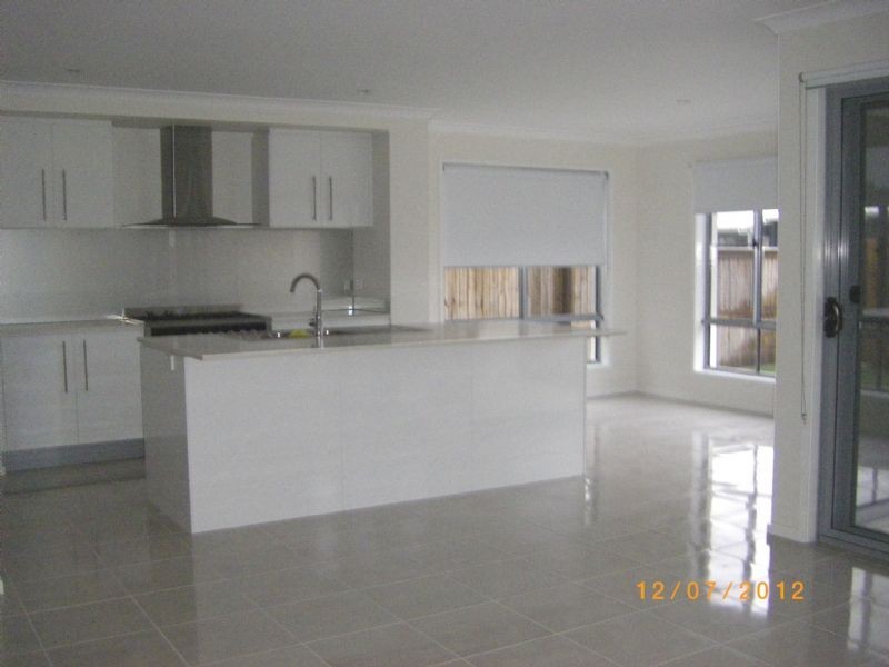 7 Buruwang Street, Birtinya QLD 4575