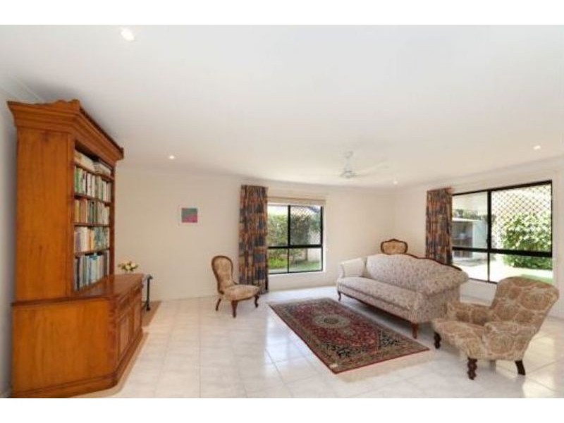 8 Clunie Street, Caloundra West QLD 4551