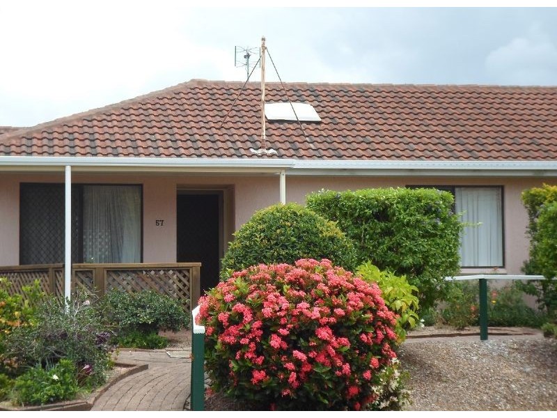 57/96 Beerburrum Street, Battery Hill QLD 4551