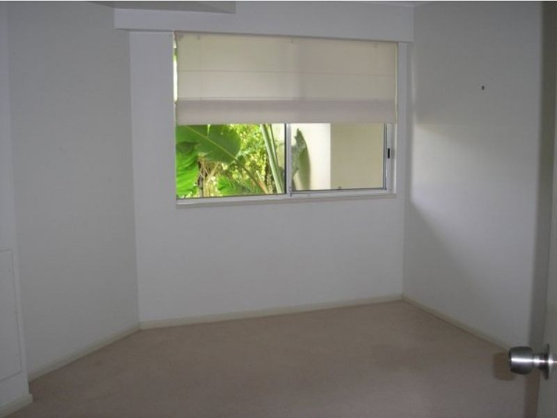 2/9 Hume Parade, Currimundi QLD 4551