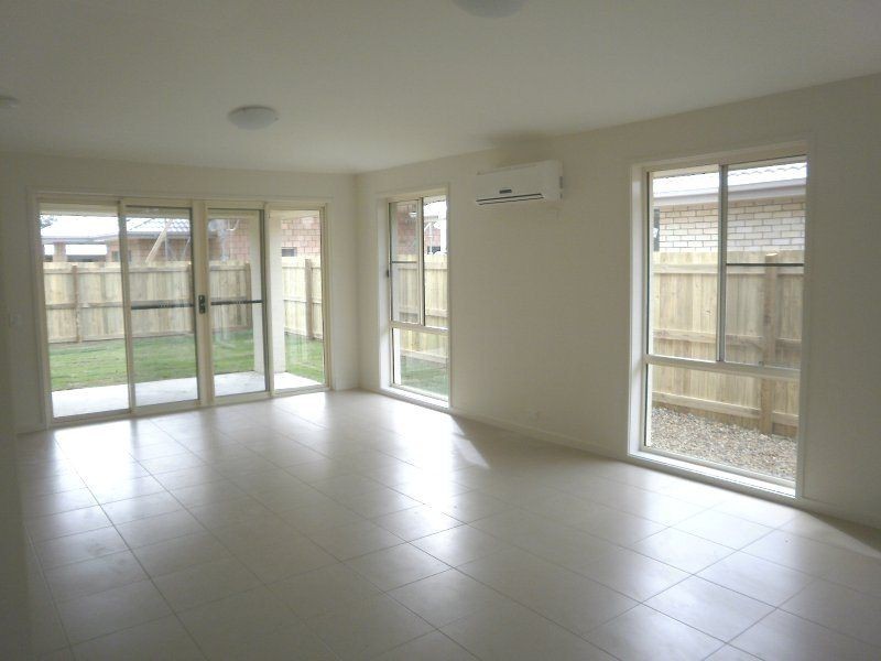 15 Mansell Street, Little Mountain QLD 4551