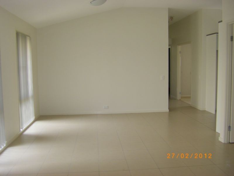 15 Mansell Street, Little Mountain QLD 4551