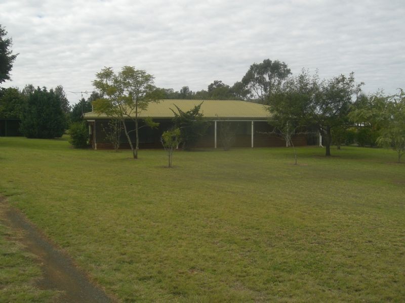 4 Hill Street, Tingoora QLD 4608