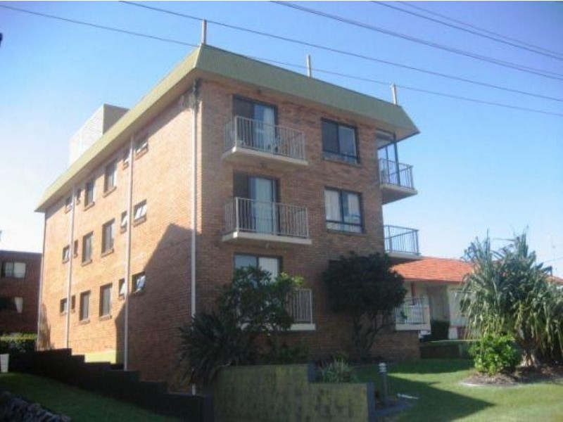 1/25b Burgess Street, Kings Beach QLD 4551
