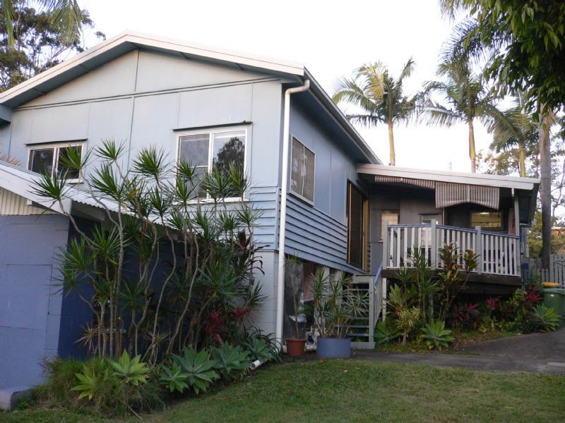 35 George Street, Moffat Beach QLD 4551