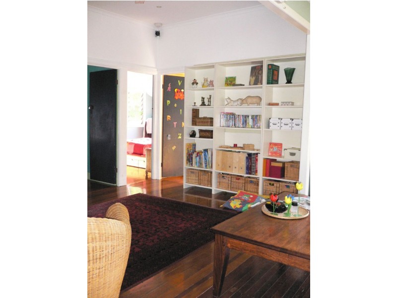 35 George Street, Moffat Beach QLD 4551