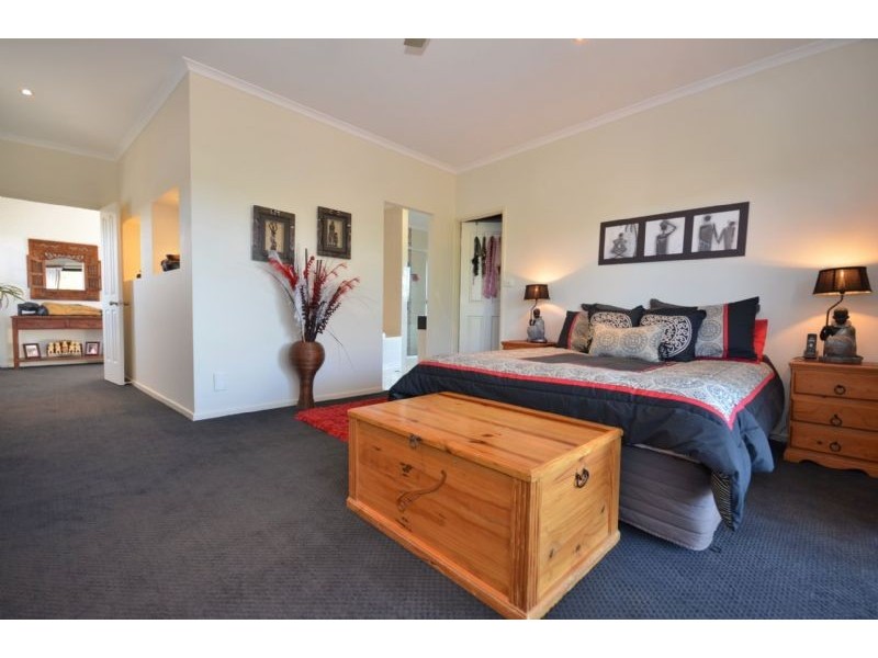 120 Mahogany Drive, Pelican Waters QLD 4551