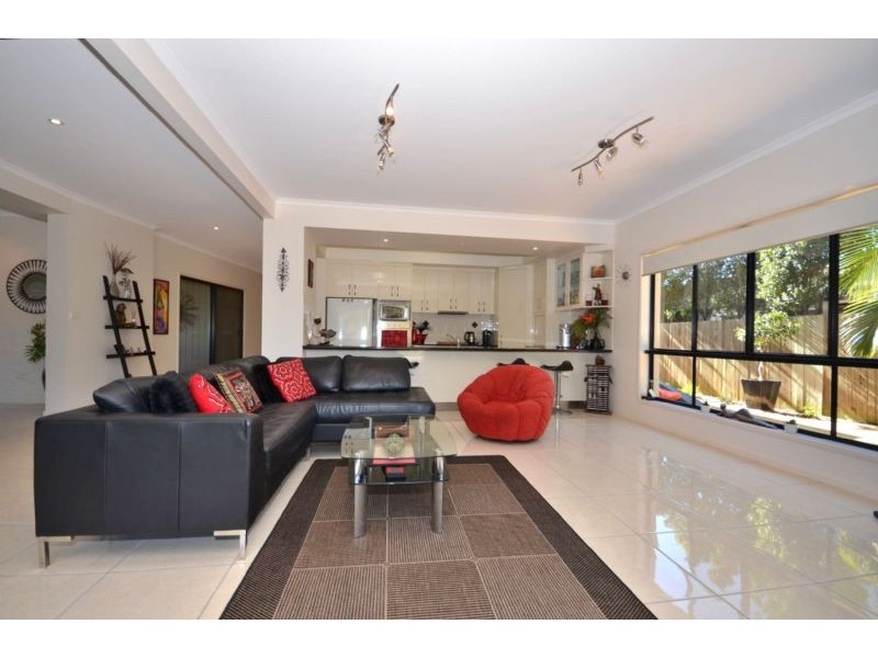 120 Mahogany Drive, Pelican Waters QLD 4551