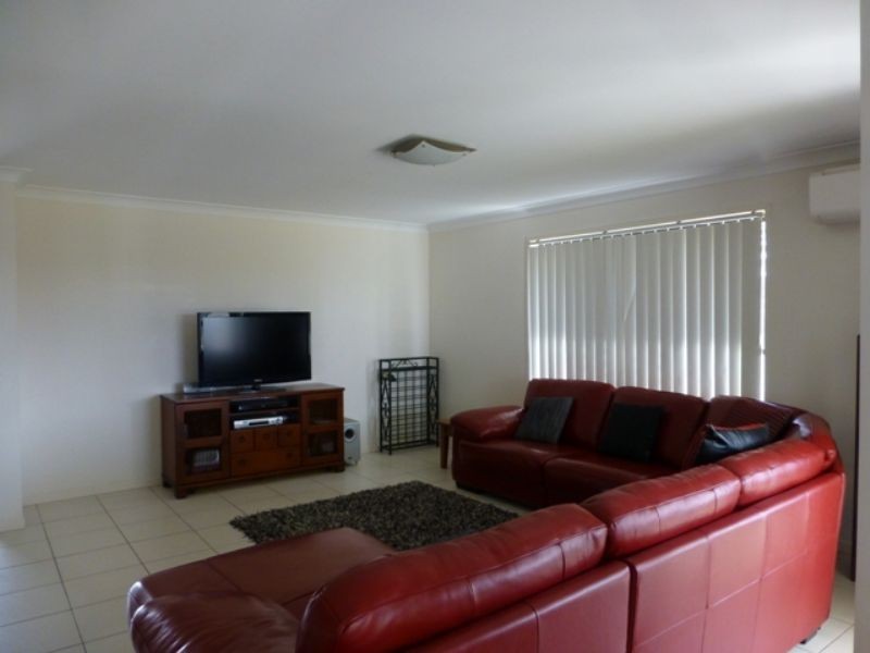 8 Howitt Street, Caloundra West QLD 4551