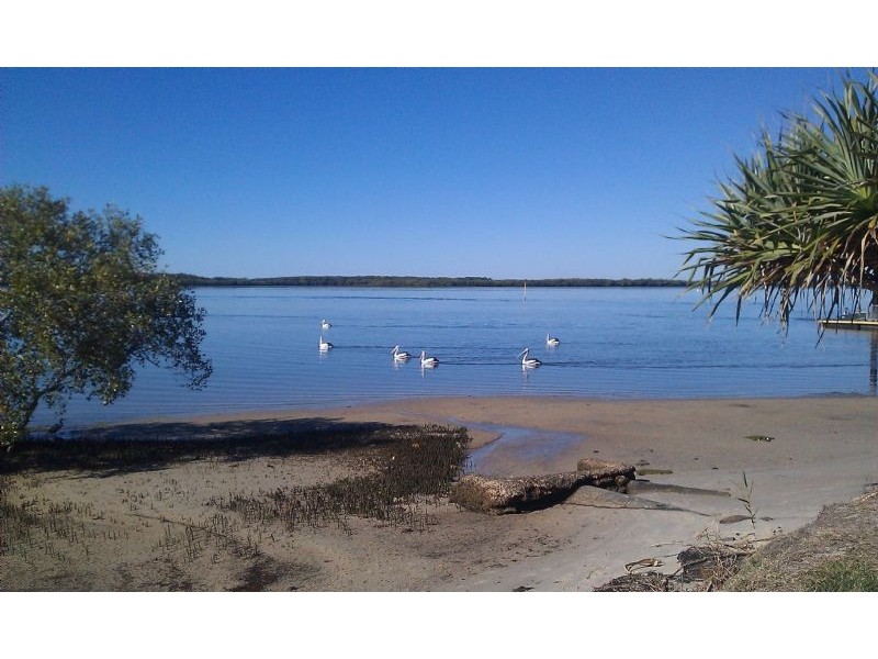 24 Taylor Avenue, Golden Beach QLD 4551