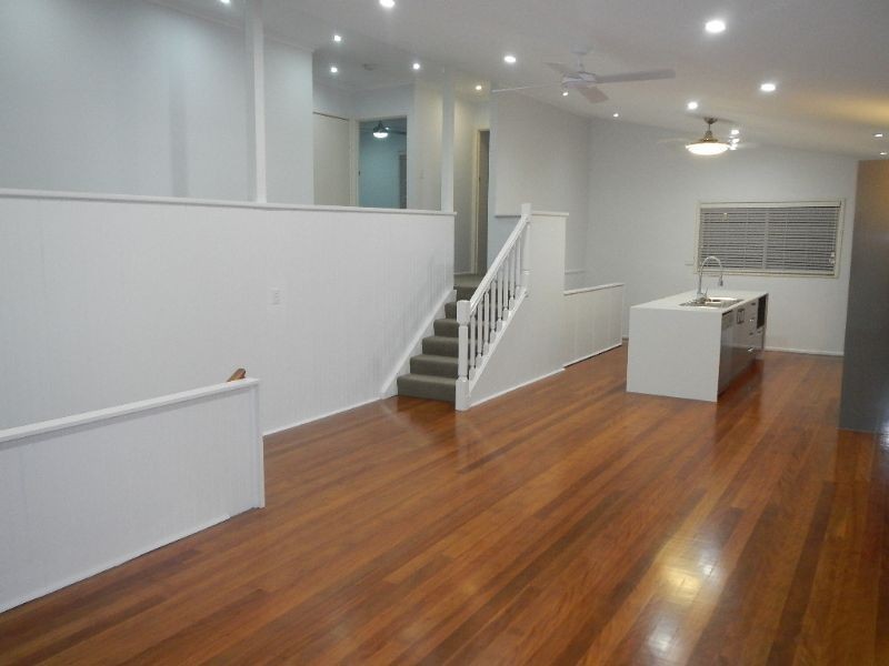 90 Palmer Avenue, Golden Beach QLD 4551