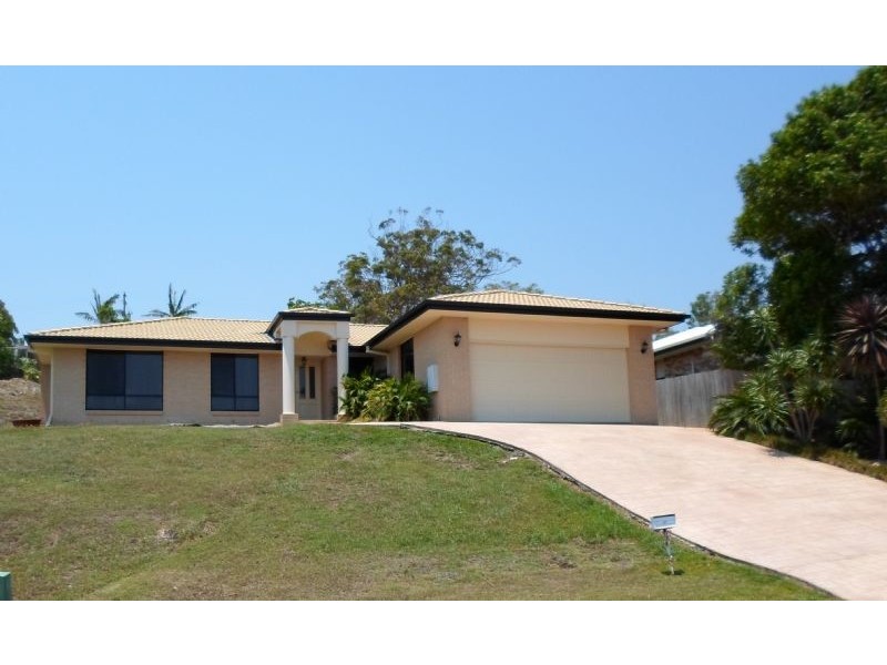 27 Highclare Court, Little Mountain QLD 4551