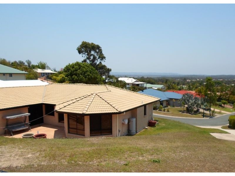 27 Highclare Court, Little Mountain QLD 4551
