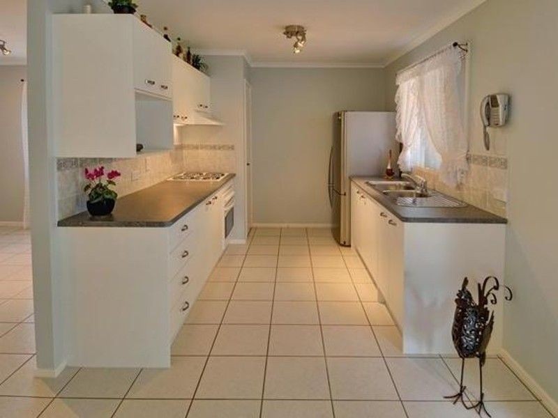 20 Rosslare Street, Caloundra West QLD 4551