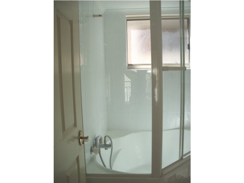 1/26 Moreton Parade, Kings Beach QLD 4551