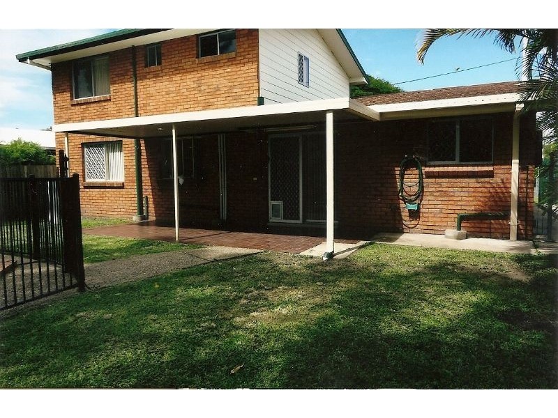 10 Menyan Street, Currimundi QLD 4551