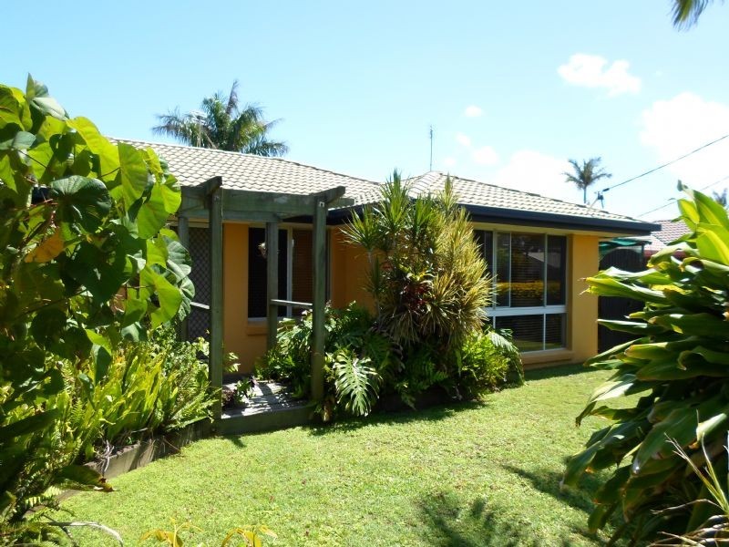 8 Orringa Street, Wurtulla QLD 4575